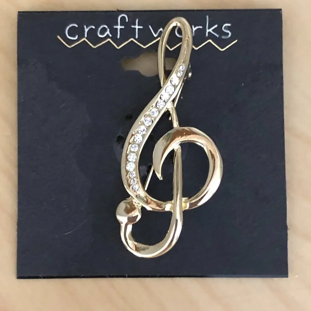 VTG Craftworks Treble Clef Brooch Gold Tone Channel Set Rhinestone Accents NEW